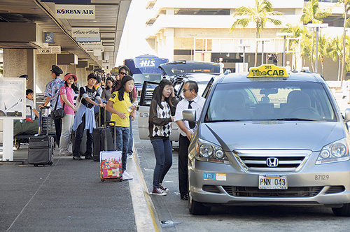 get a taxi in Honolulu